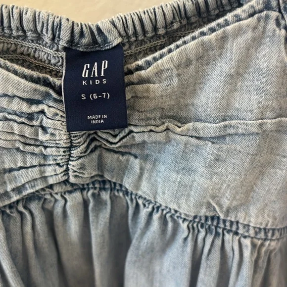**BOGO KIDS CLOTHES** 
Gap Kids Girls Denim Dress - Picture 2 of 4